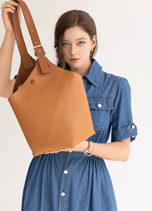 Ұ  BAG